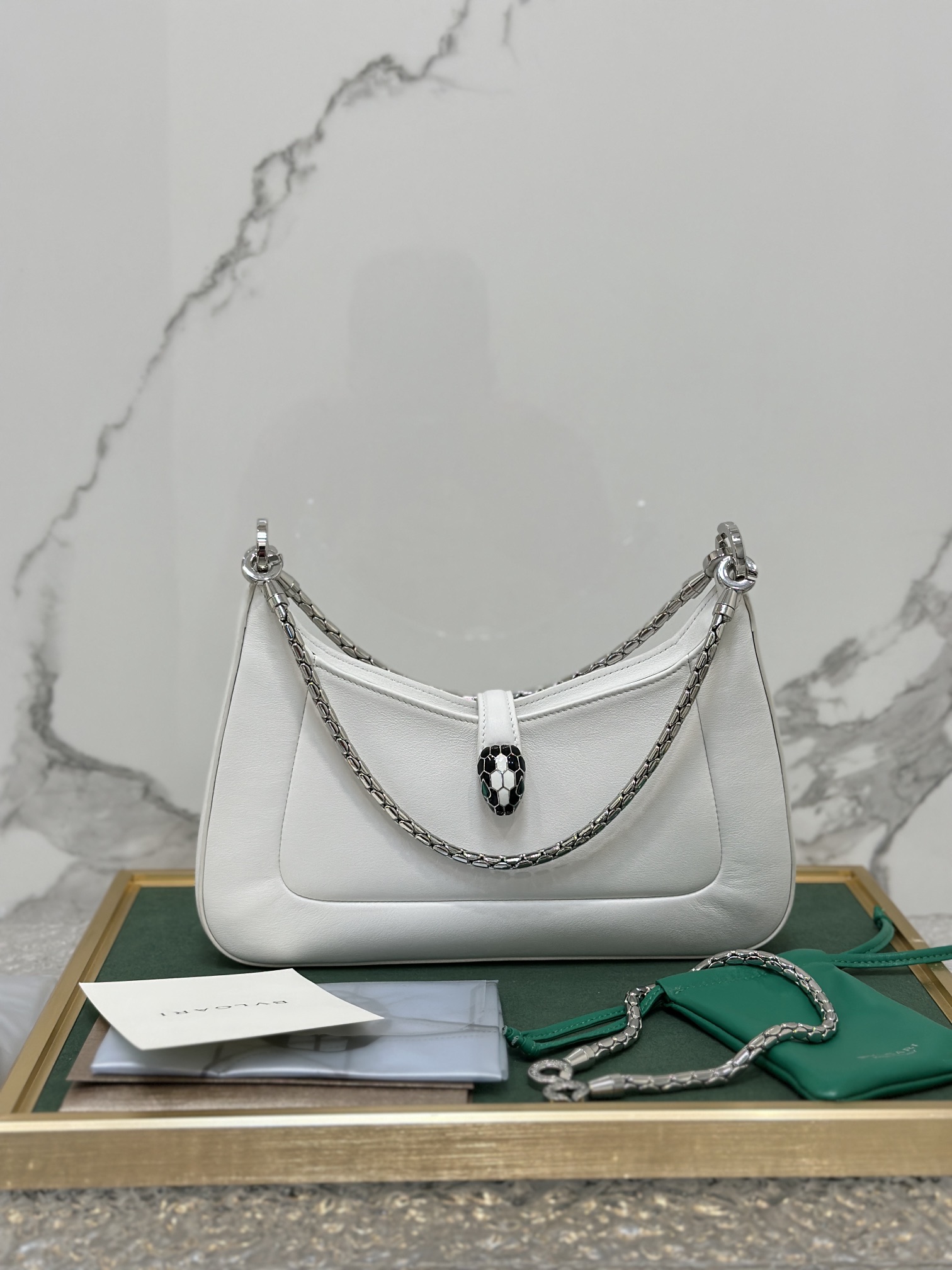 Handbags Bvlgari 293208 size:27.5*18*3.5 cm - vstockx