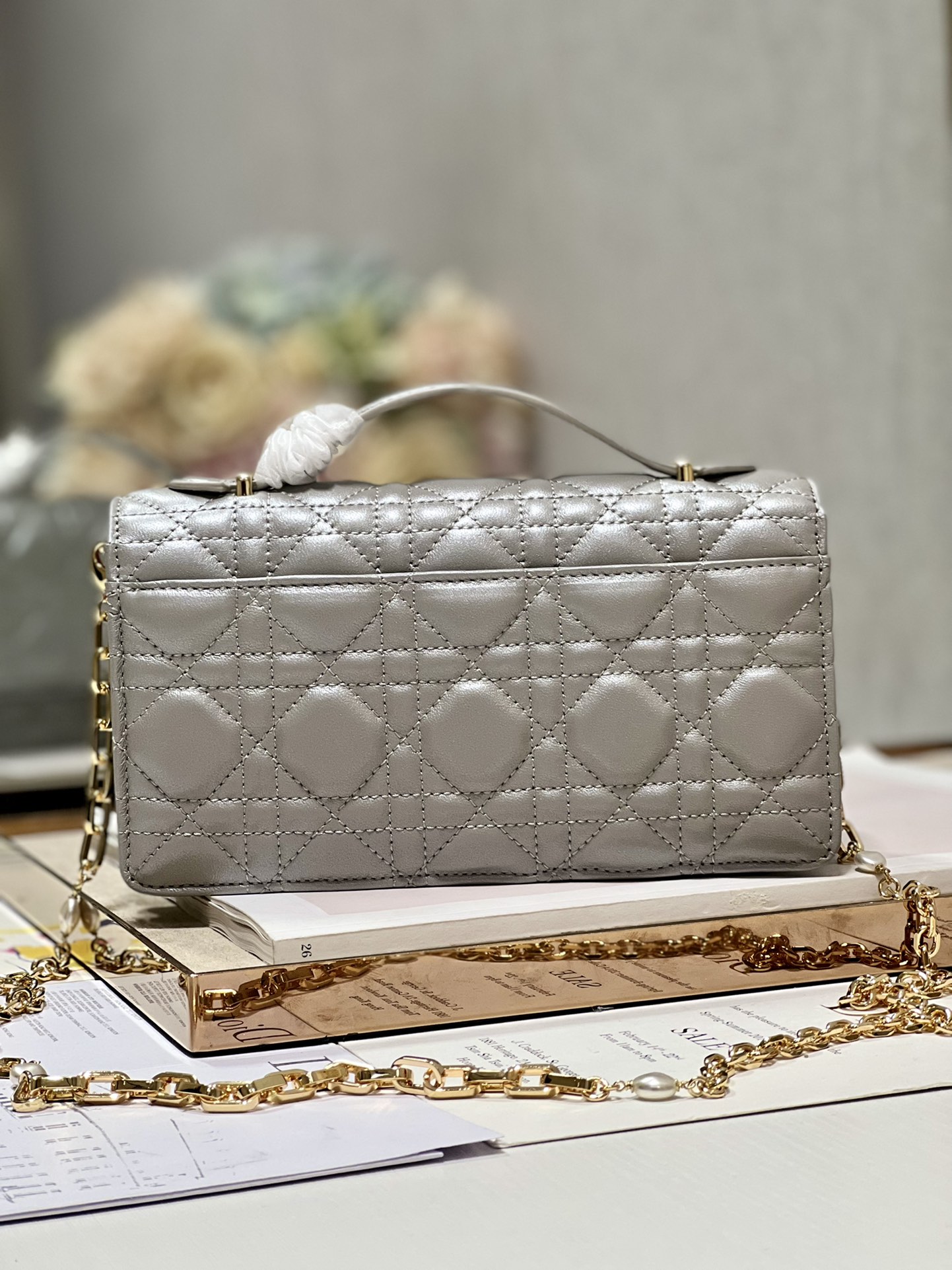 Handbag Dior 0980 size 21 x 11.5 x 4.5 cm - vstockx