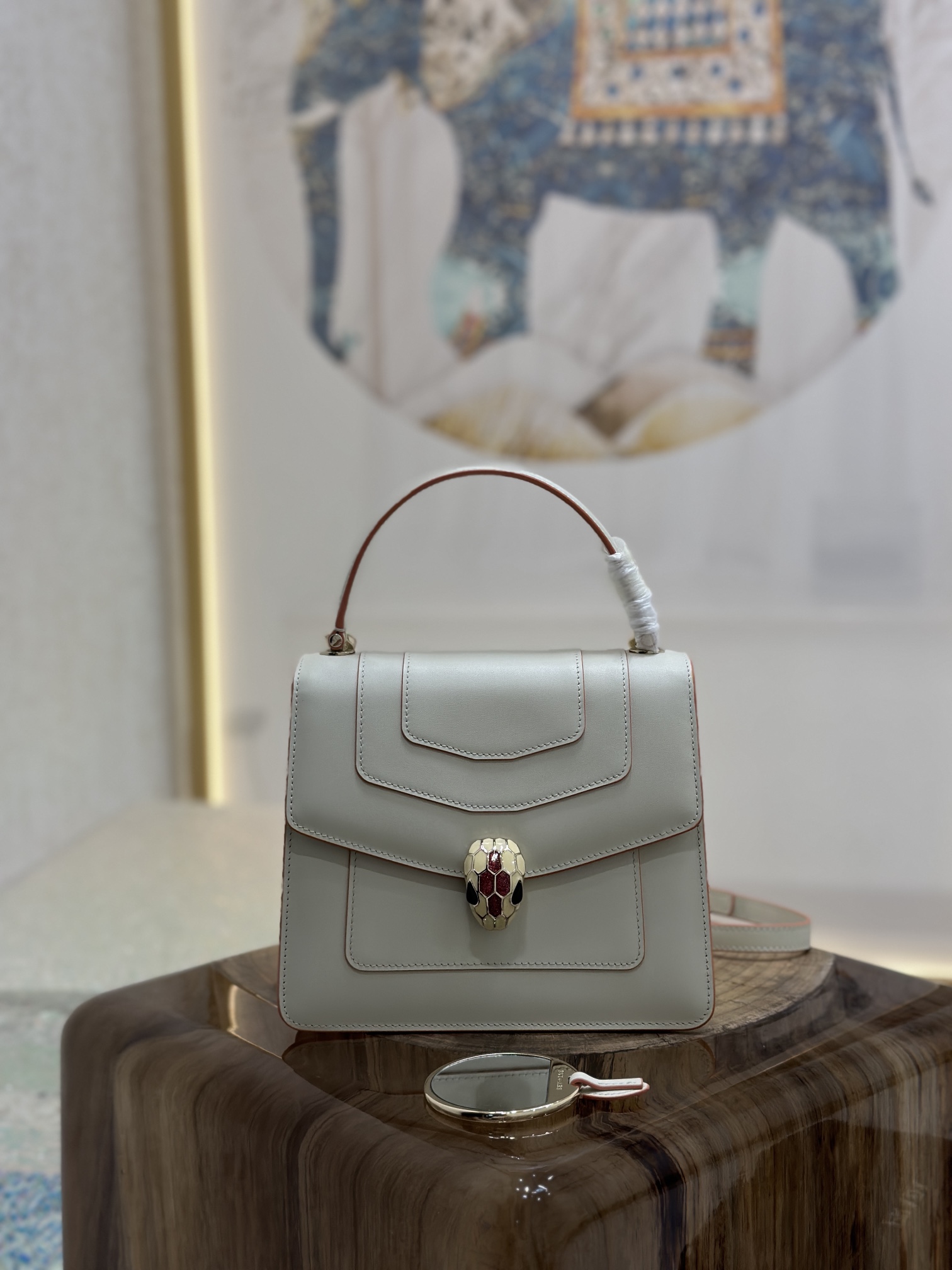 Handbags Bvlgari 38329 size:20*16*9 cm - vstockx