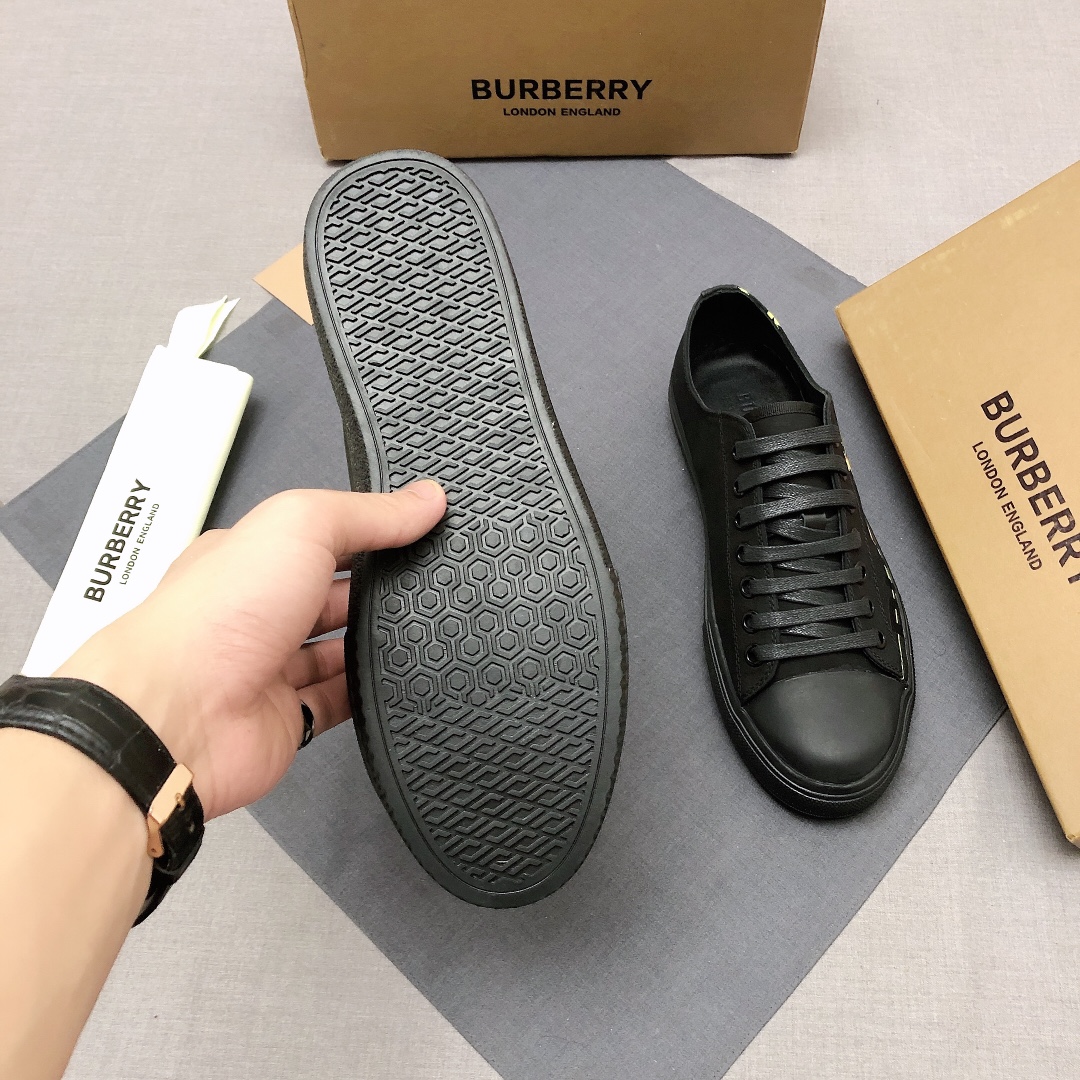 Burberry Perforated Check Sneaker 9 - vstockx