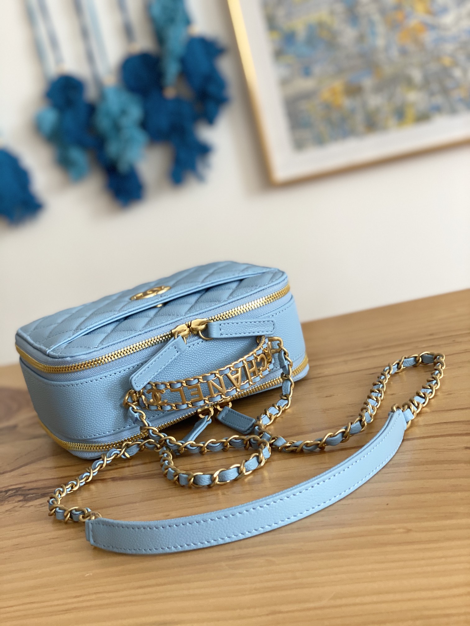 Handbag Chanel AP3222 size 19*13.5*7* cm - vstockx