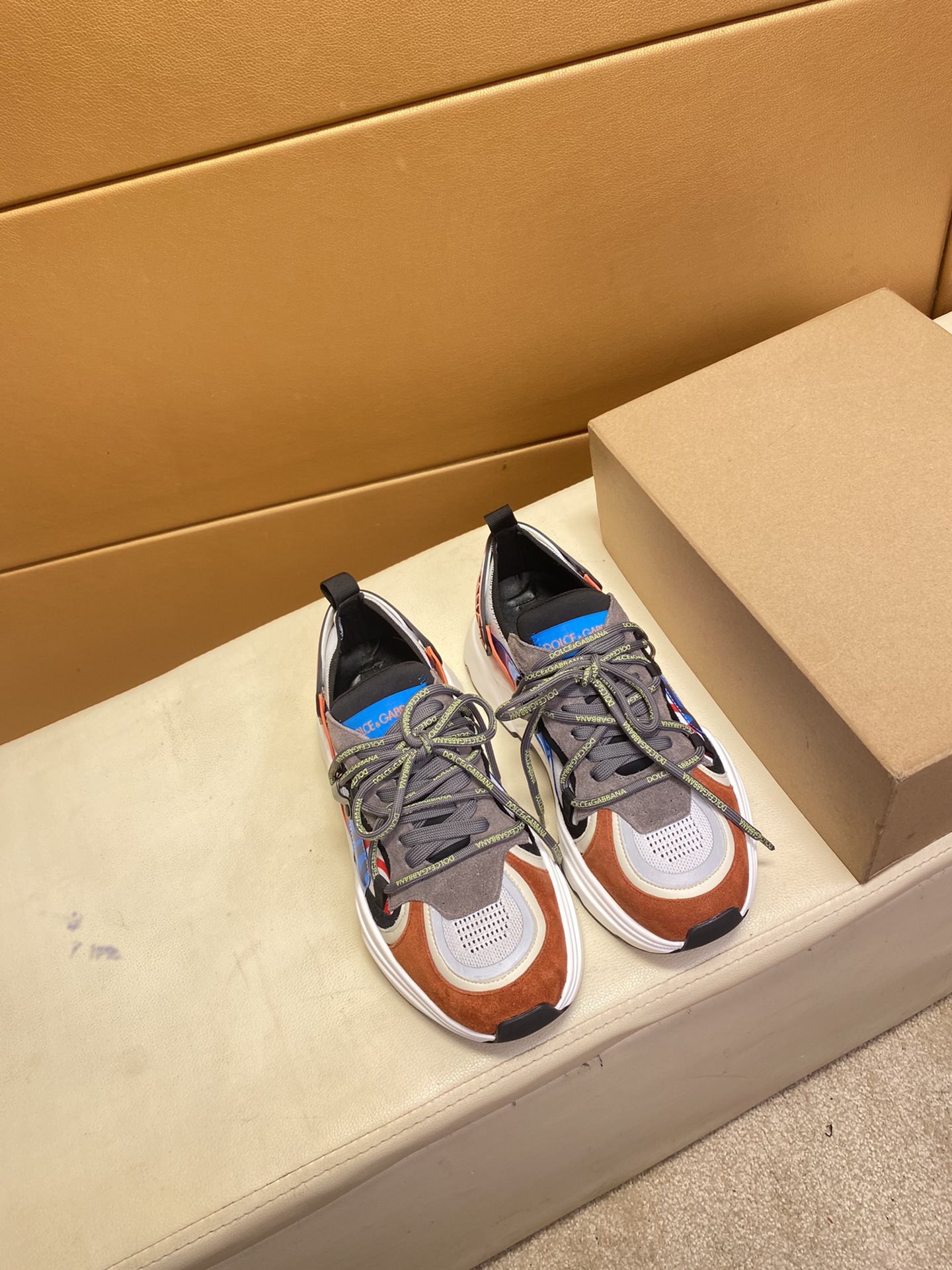 Dolce & Gabbana Low Tops Sneakers 85 - vstockx