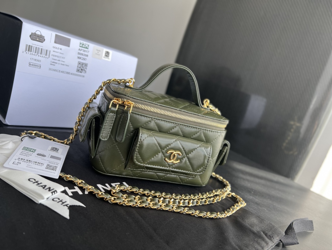 Handbag Chanel AP3017 size 17cm10cmx8 cm - vstockx