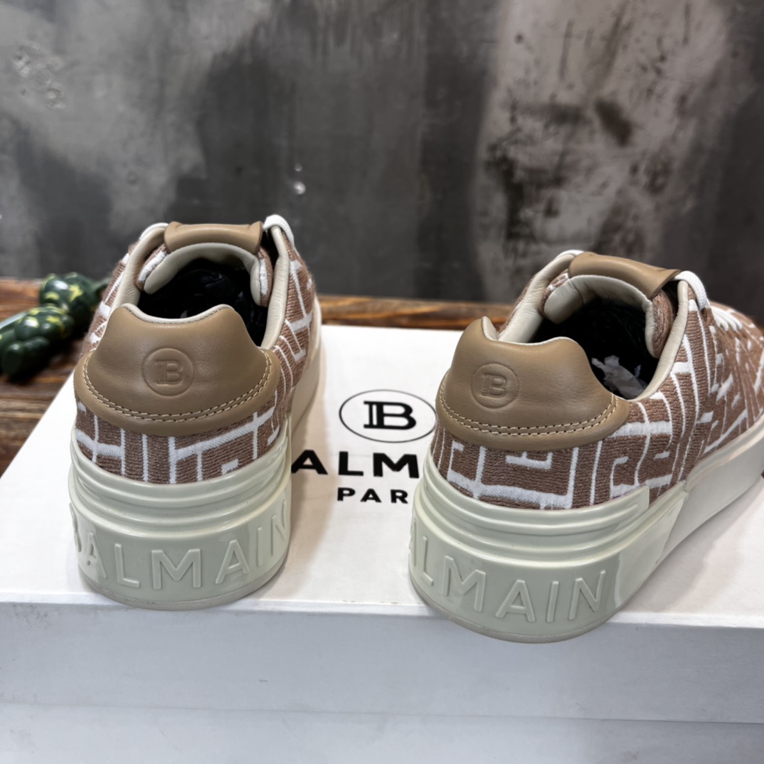 Balmain B-Court sneaker 47 - vstockx