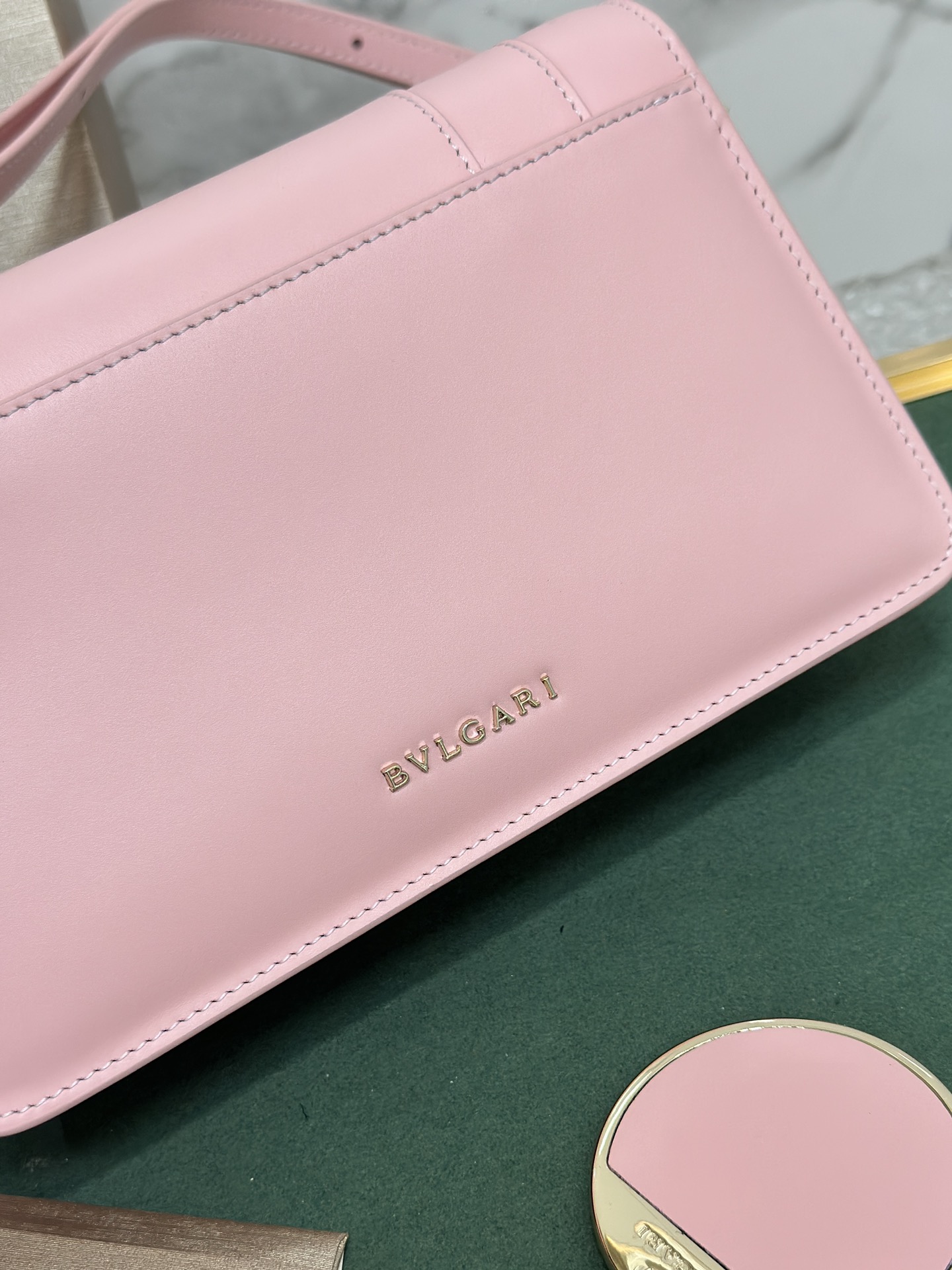 Handbags Bvlgari 292104 size:22*15*4.5 cm - vstockx