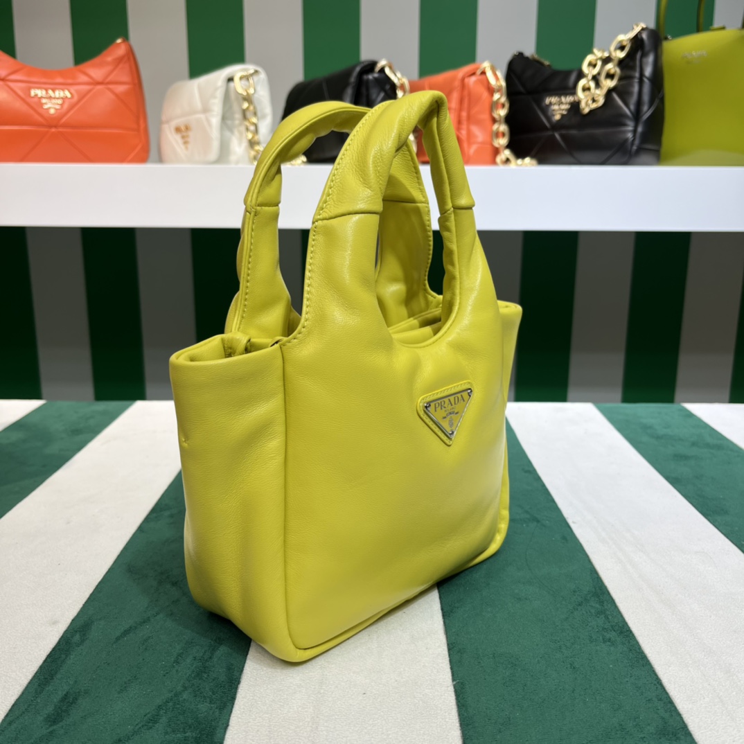 Handbags Prada 1BA359 size:15.5*10*18 cm - vstockx