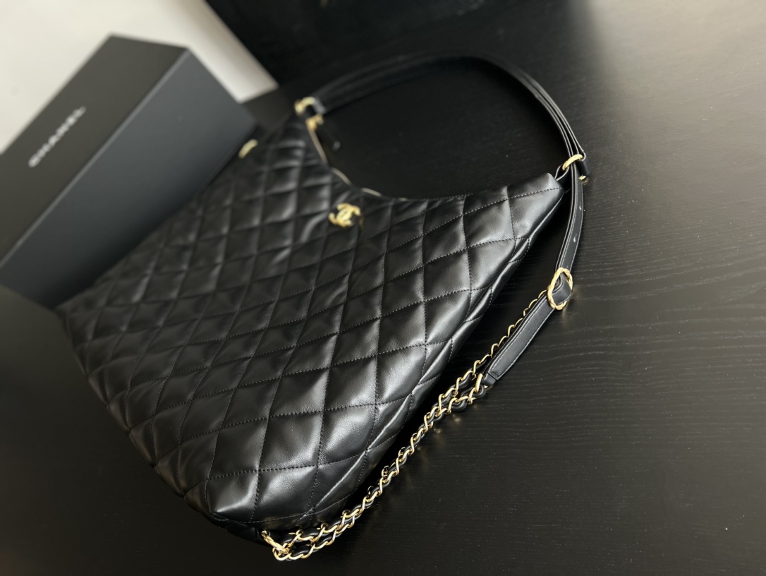 Handbag Chanel size 35cmx37cm11 cm - vstockx