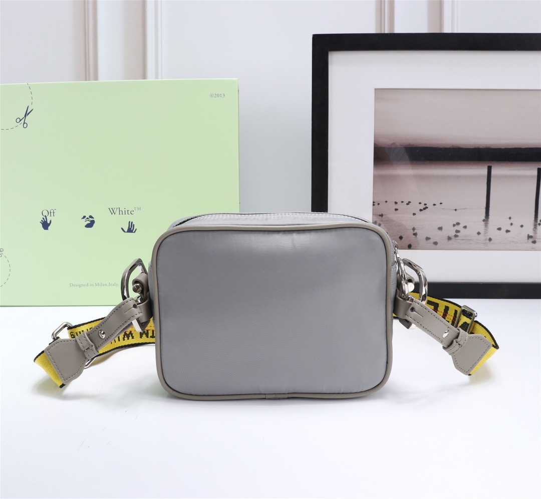 handbags OFF-White 509  3558650  size:18*15*6cm - vstockx