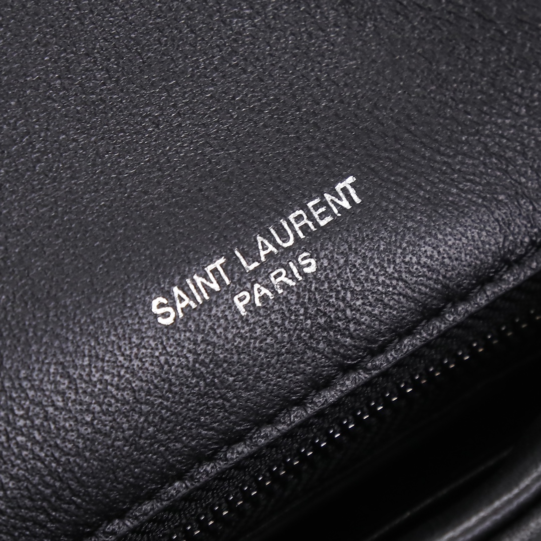 Handbags SAINT LAURENT 620333 size 23  15.5  8.5 cm - vstockx