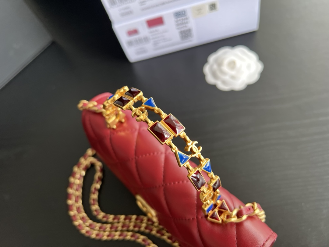 Handbag Chanel AP2946 size 10cmx18cm4.5 cm - vstockx