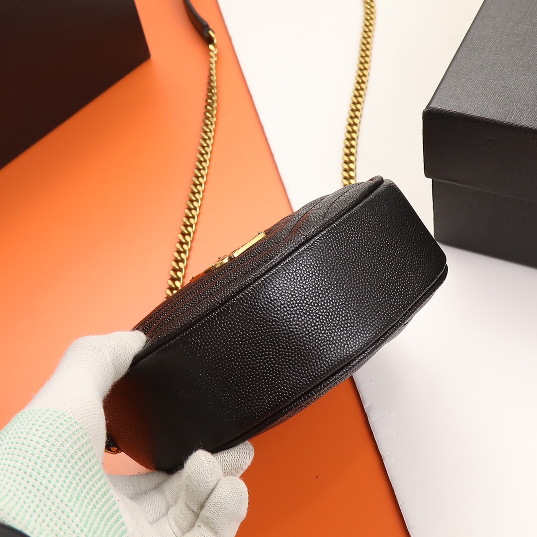 Handbags SAINT LAURENT 610436 size 17x17x5.5 cm - vstockx