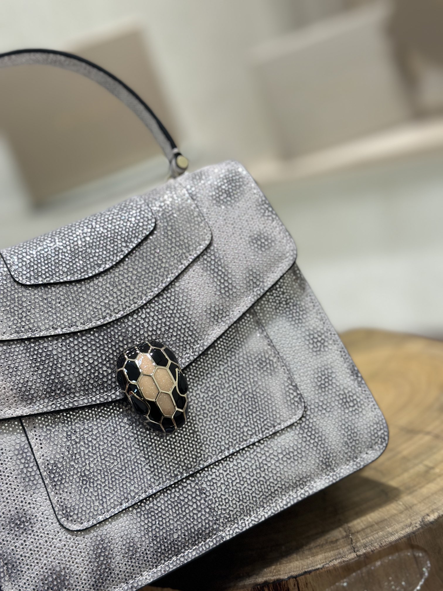 Handbags Bvlgari 38329 size:18 cm - vstockx