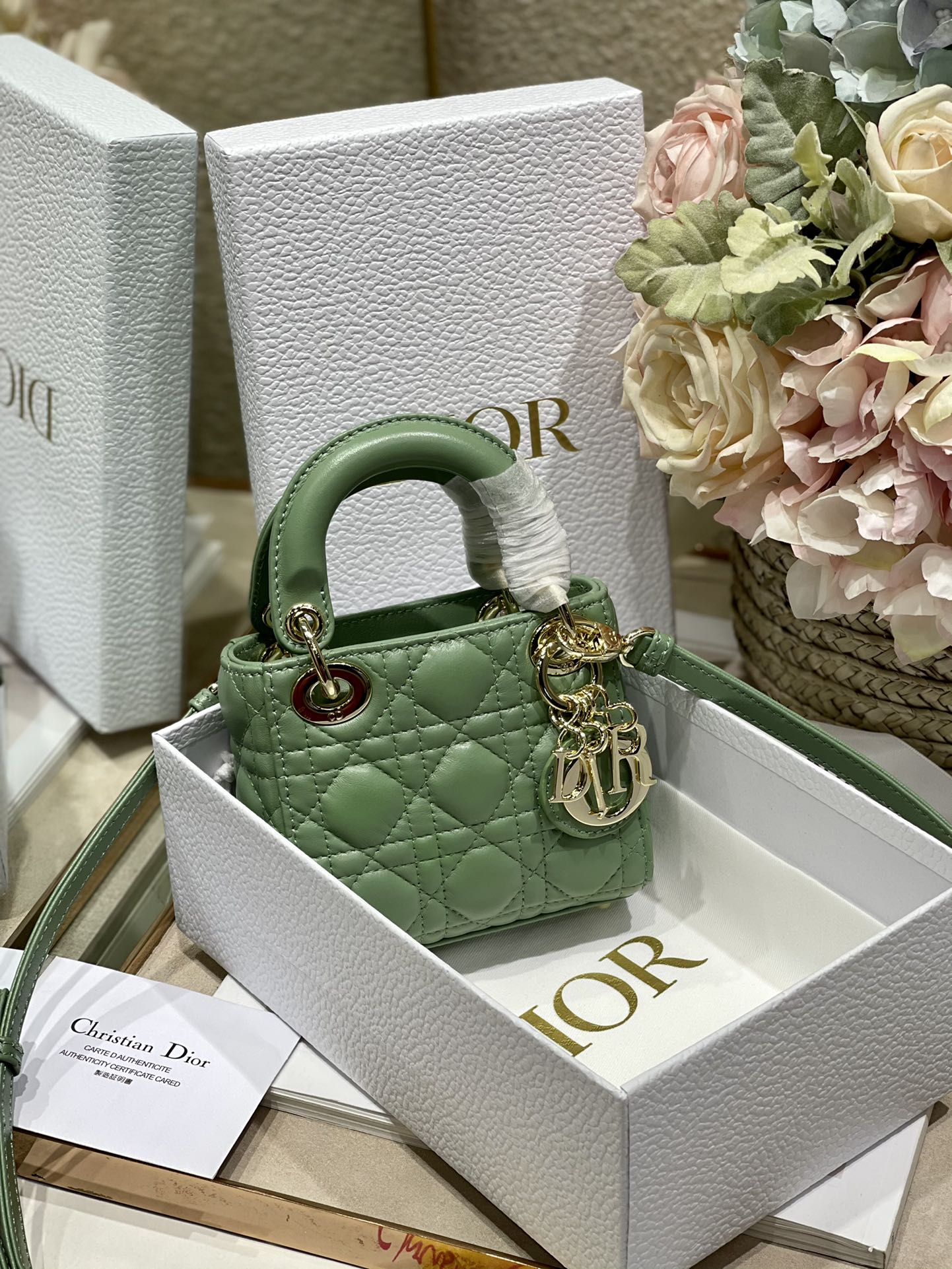 Handbags Dior  M B 6601 size:12*10*5 cm - vstockx