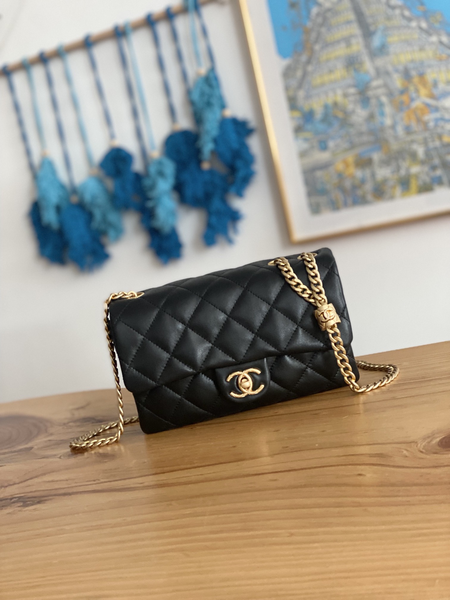 Handbag Chanel AS3393 size 14x22x8 cm - vstockx