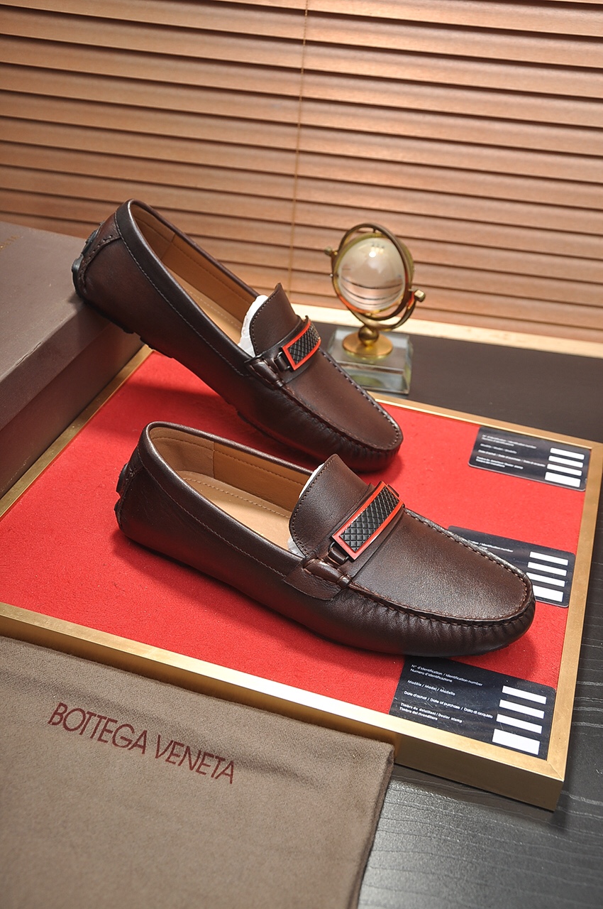 Bottega Veneta Intrecciato Leather Loafers 10 - vstockx