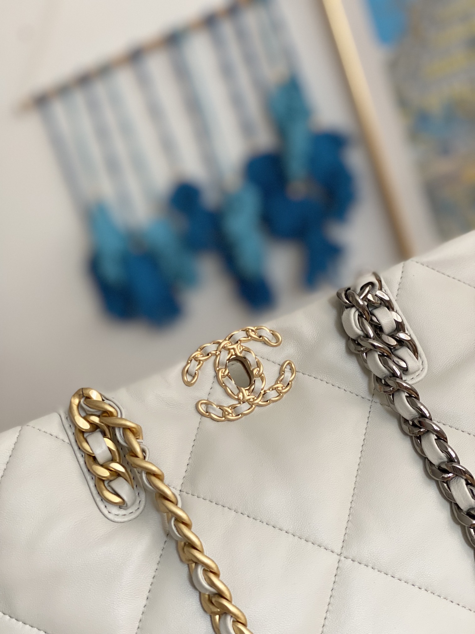 Handbag Chanel AS3660 size 24*41*10.5 cm - vstockx