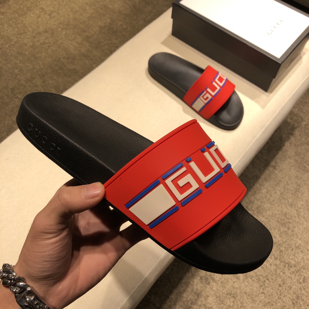 Gucci Slippers 28 - vstockx