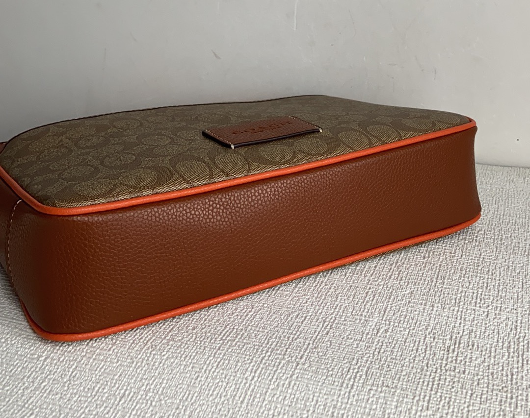 Handbags Coach CH078 size:30*22*6 - vstockx