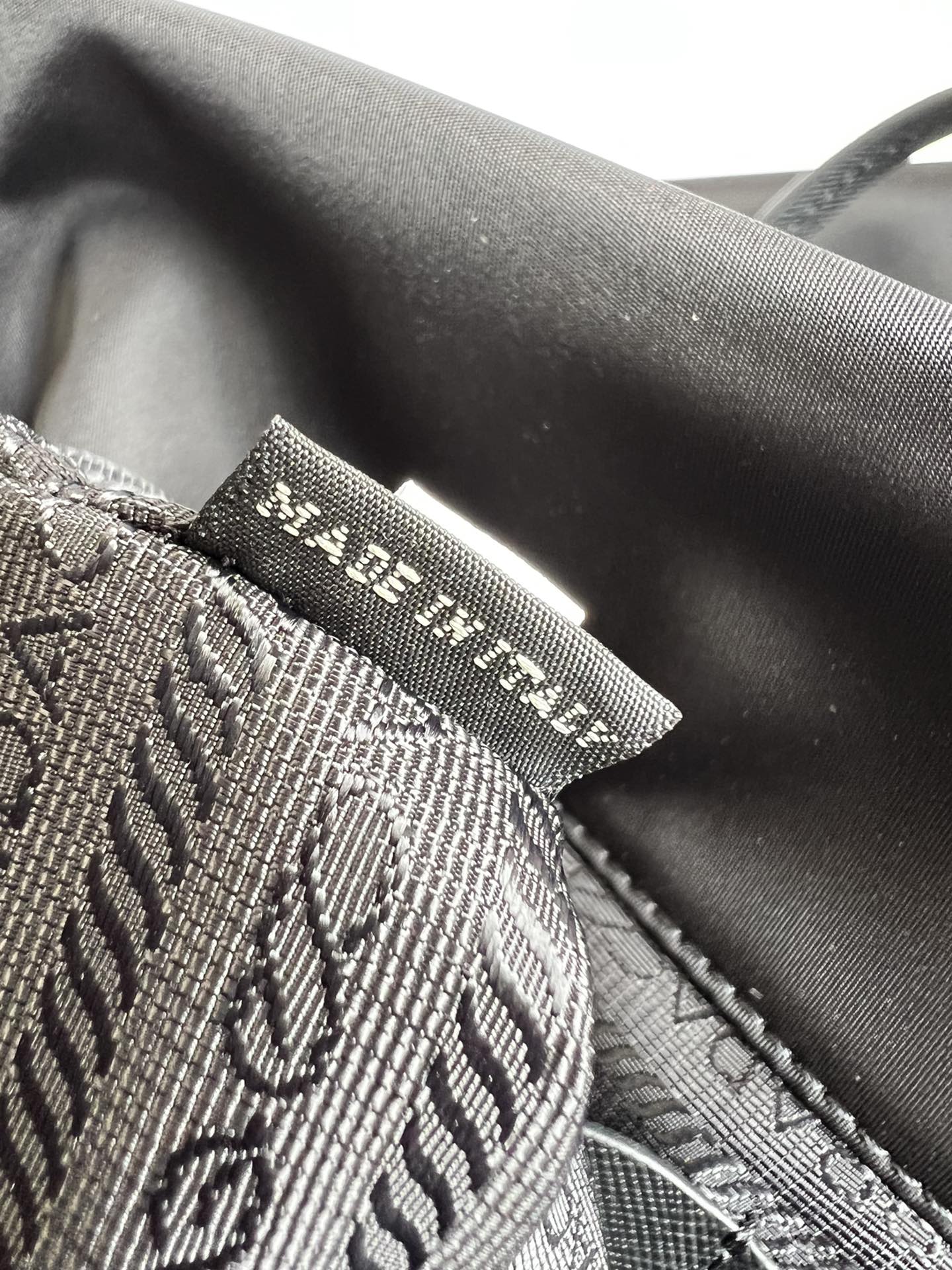 handbags prada 1BG107 SIZE:40*34*16 - vstockx