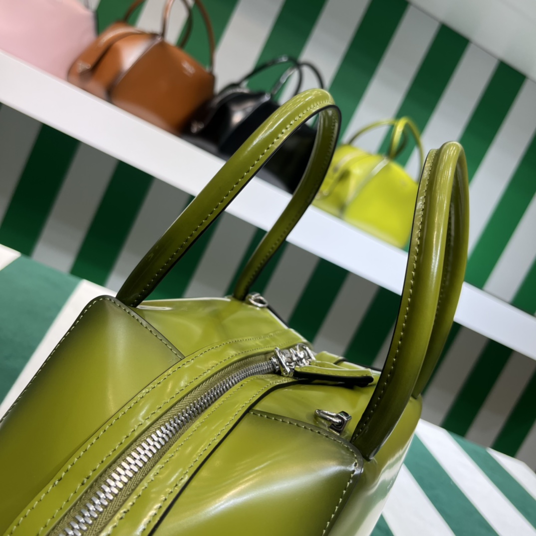 Handbags Prada 1BA366 size:25.5*18*13 cm - vstockx