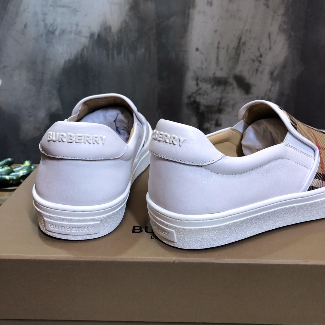 Burberry House Check Sneaker 2 - vstockx