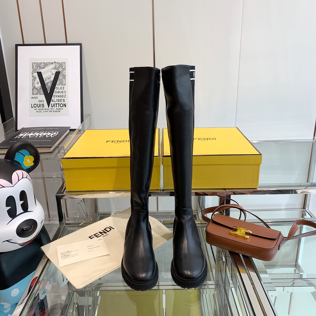 Fendi Boots 13 - vstockx