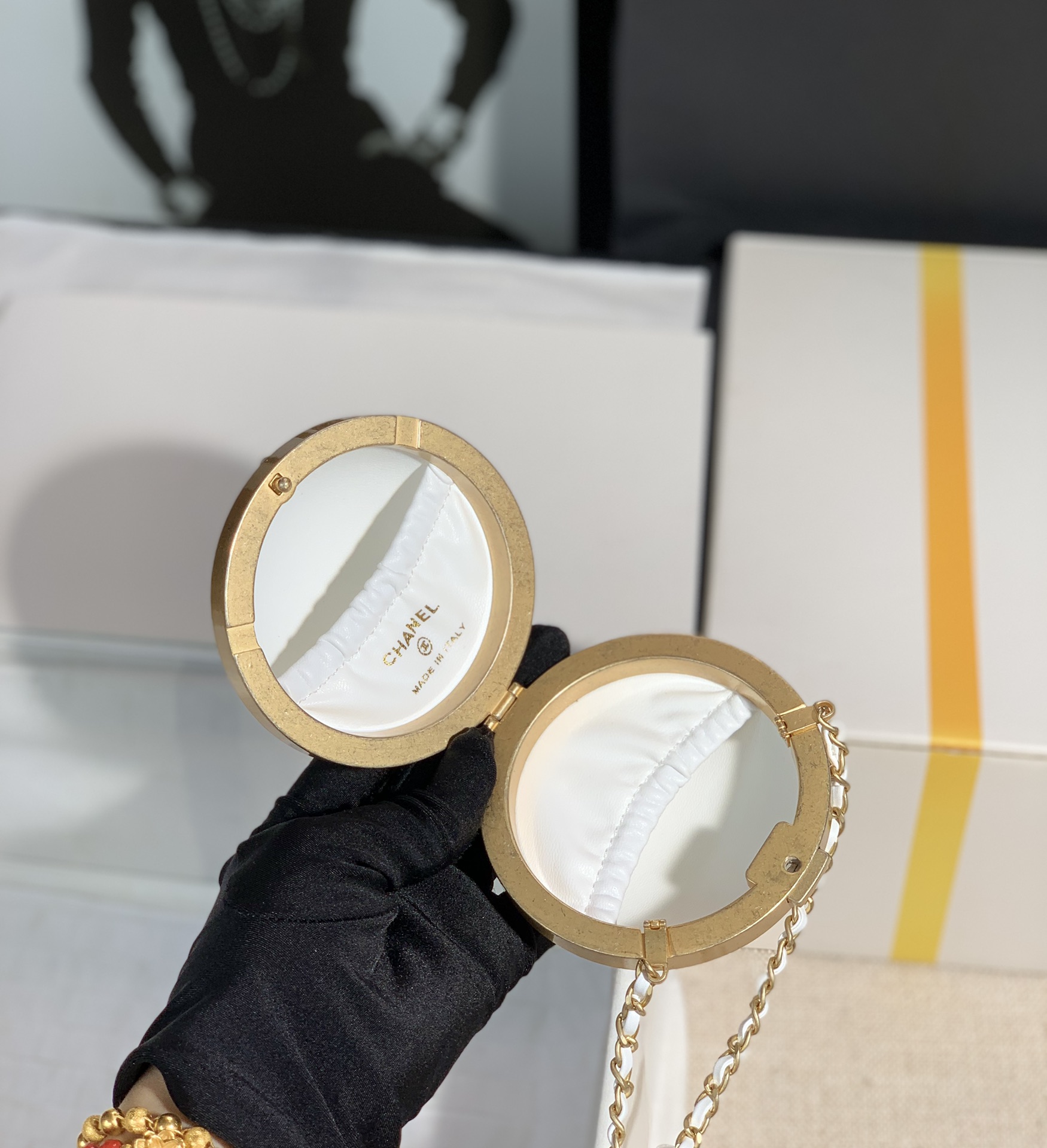 Handbag Chanel size 8 cm - vstockx