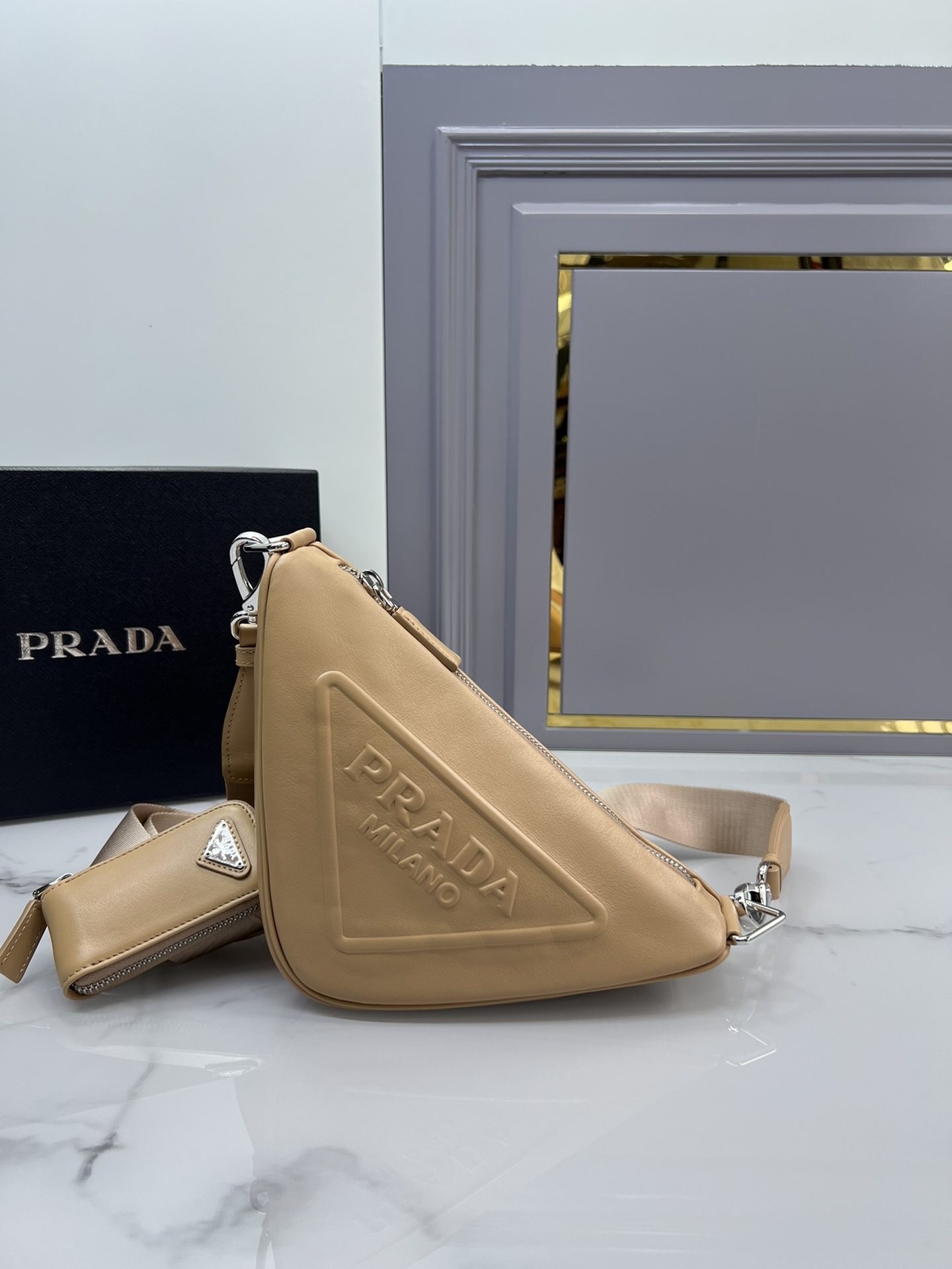 handbags prada 1BH190 26*14*12 - vstockx