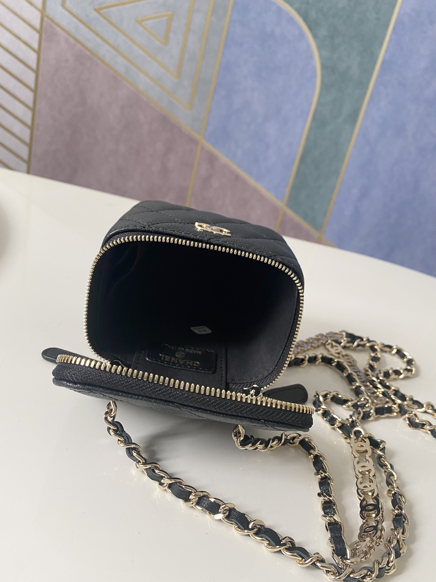 Handbag Chanel 81186 size 10.5-8.5-7 cm - vstockx