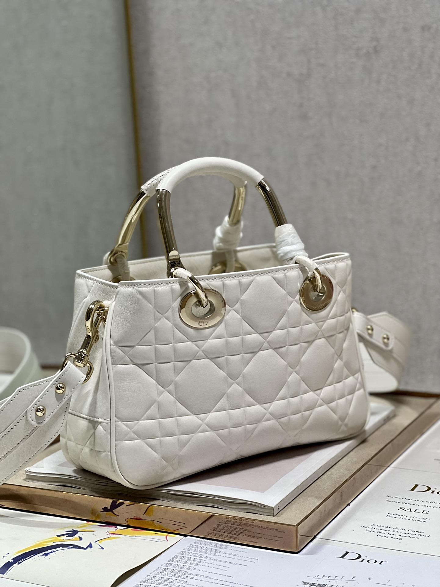 Handbag Dior 1202 size 28  28  9.5 cm - vstockx