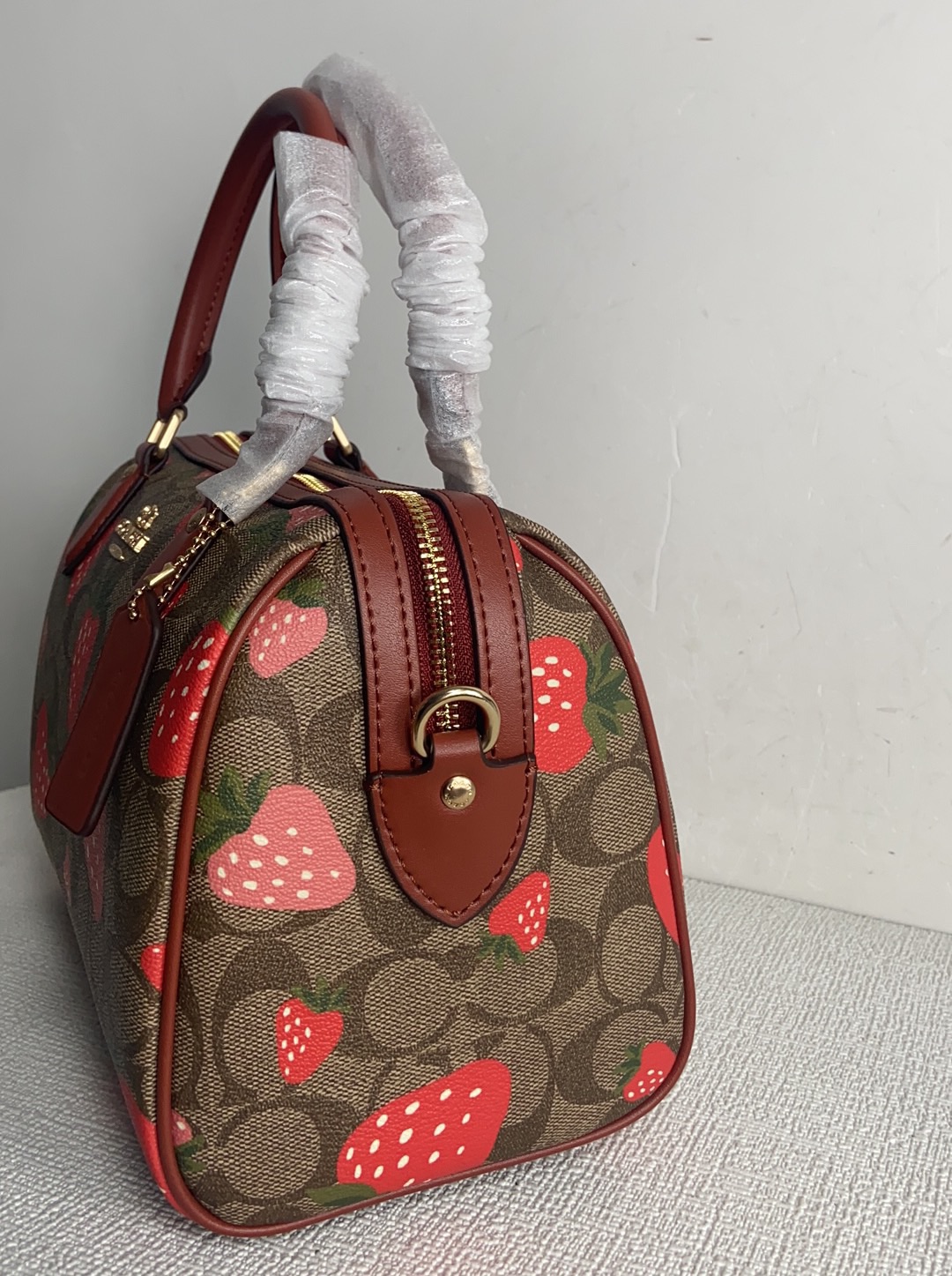 Handbags Coach CH511 size:24*18*10 - vstockx