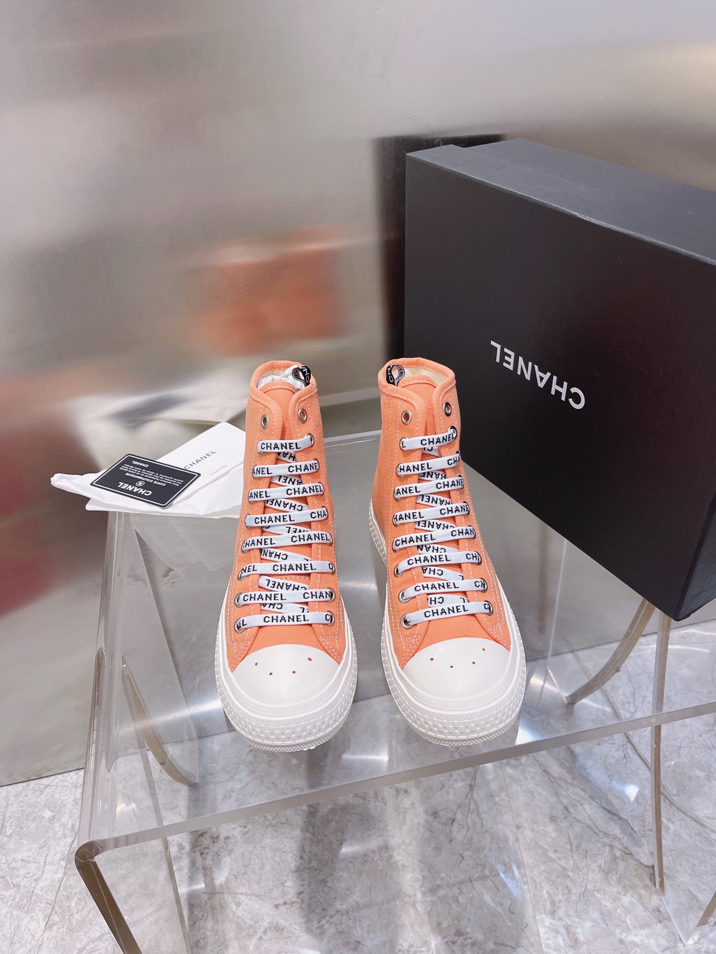 Chanel Flat canvas Sneaker 7 - vstockx