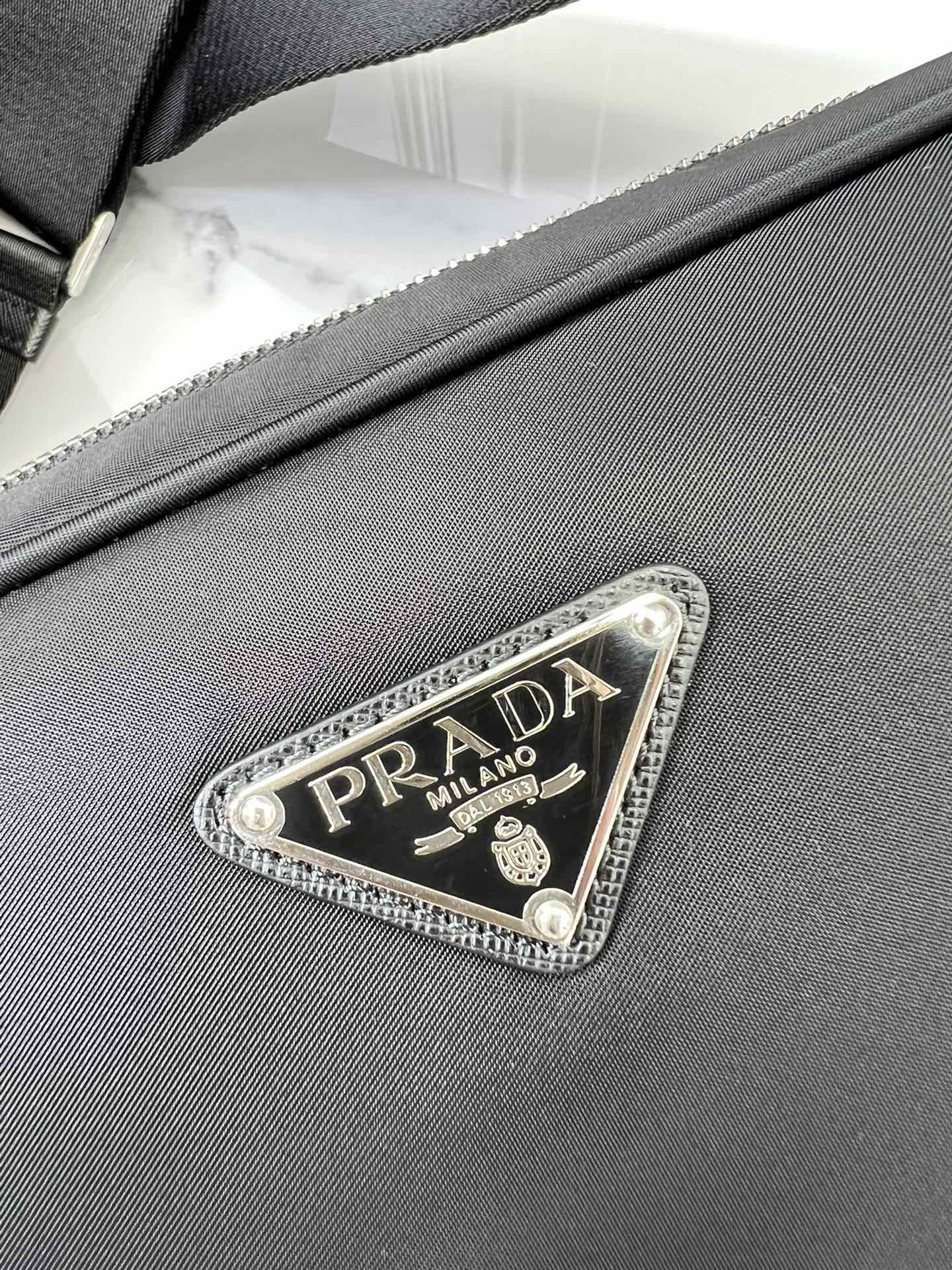 handbags prada 2VH142 25*19*7 - vstockx