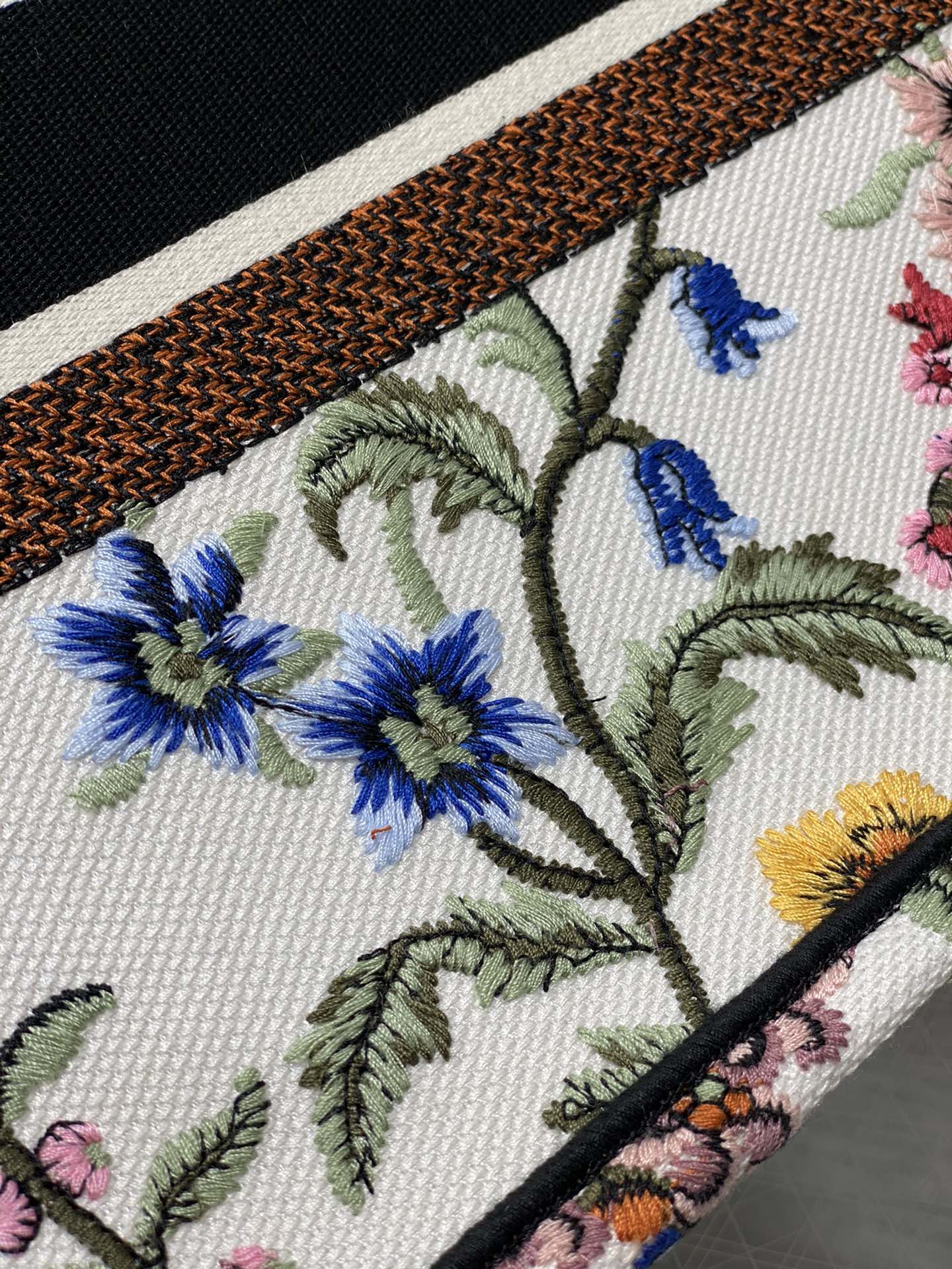 Handbag Dior size 36*18*28 cm - vstockx