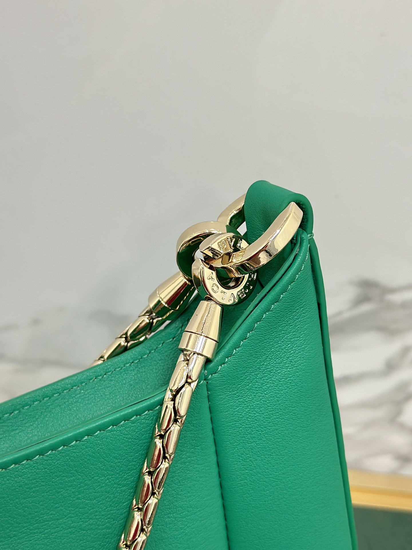 Handbags Bvlgari 293208 size:27.5*18*3.5 cm - vstockx