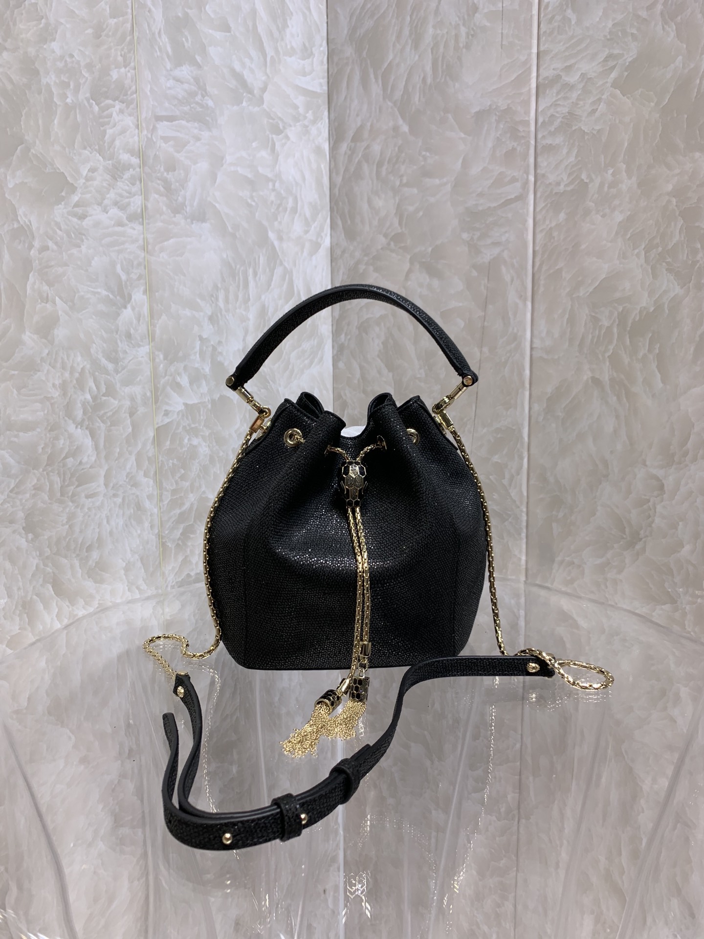 Handbags Bvlgari B287614 size:16*20*10.5 cm - vstockx