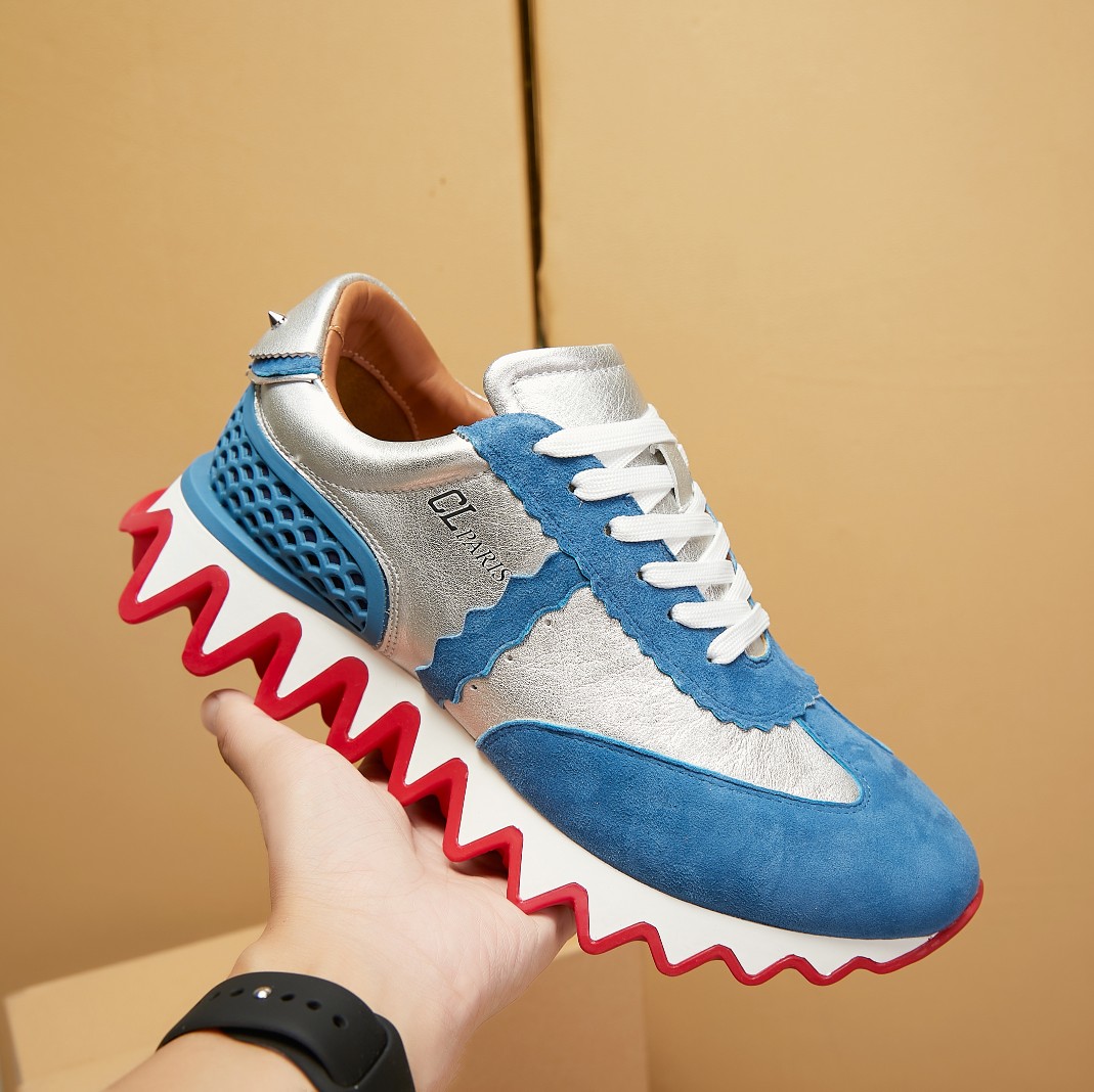 Christian Louboutin Loubishark Flat Sneakers 4 - vstockx