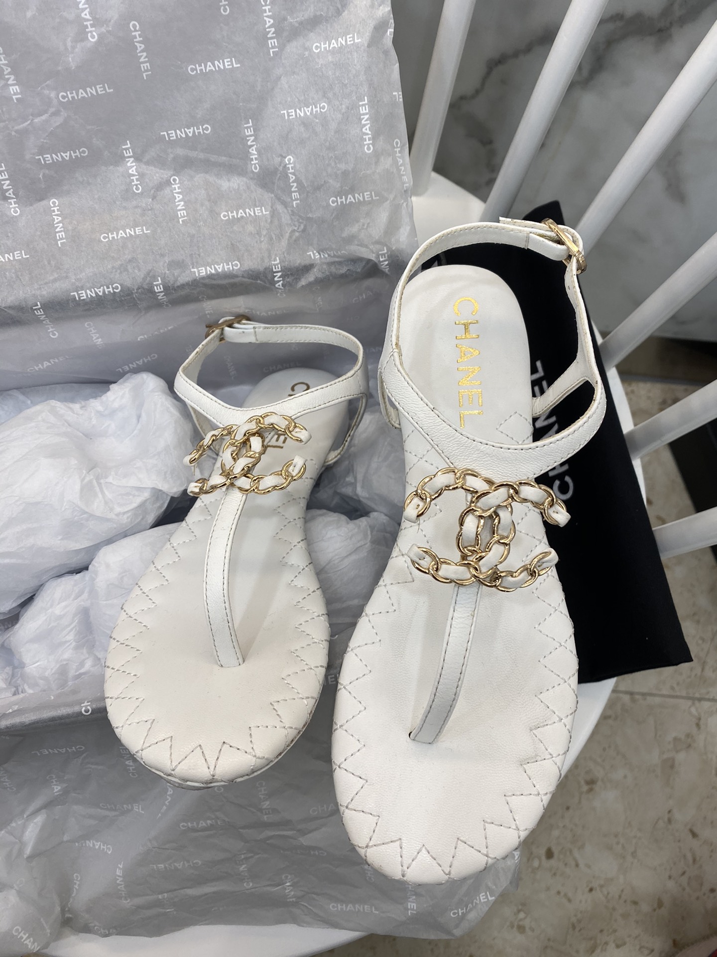 Chanel Slides 52 - vstockx