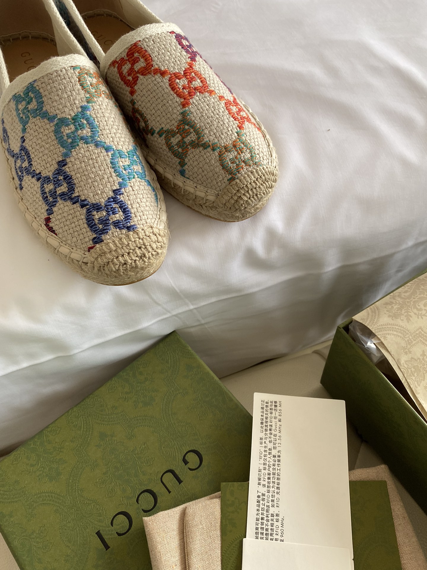 Gucci Leather espadrille with Double G WOMEN 2 - vstockx