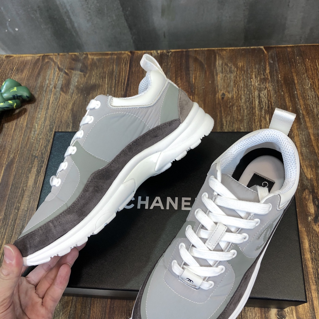 Chanel Fabric & Suede Calfskin Low Top Sneaker 31 - vstockx
