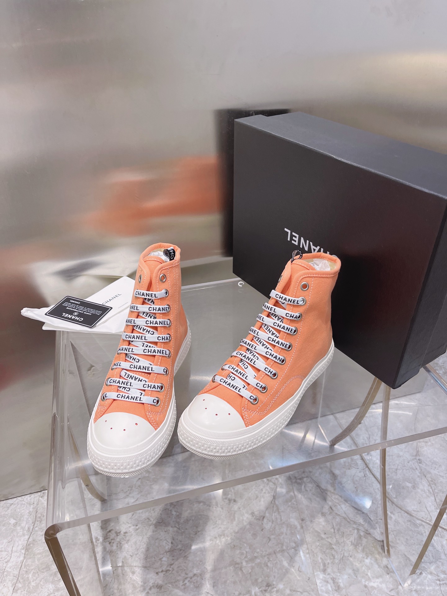 Chanel Flat canvas Sneaker 7 - vstockx