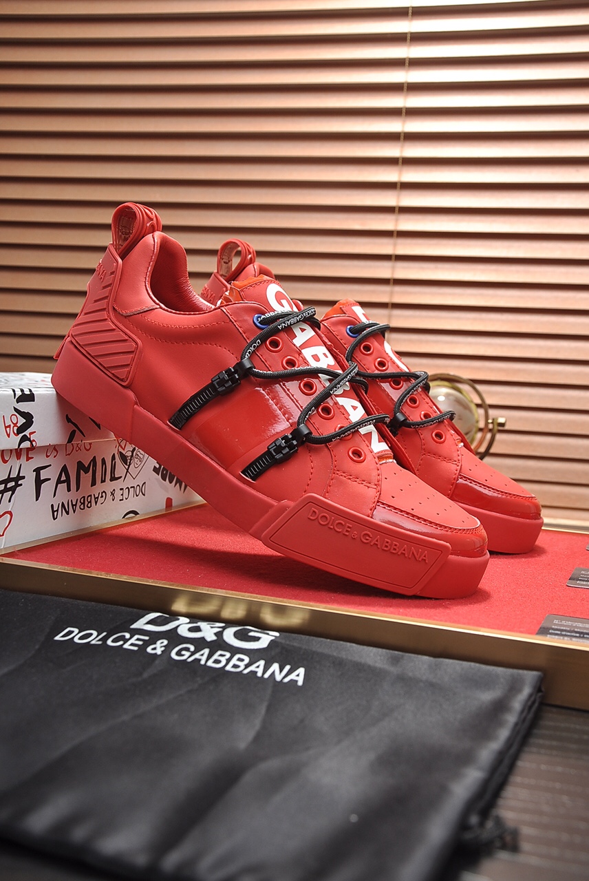 Dolce & Gabbana Low Tops Sneakers 67 - vstockx