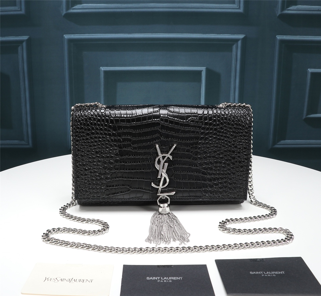 Handbags SAINT LAURENT 26700 size 24*5.5*14.5 cm - vstockx