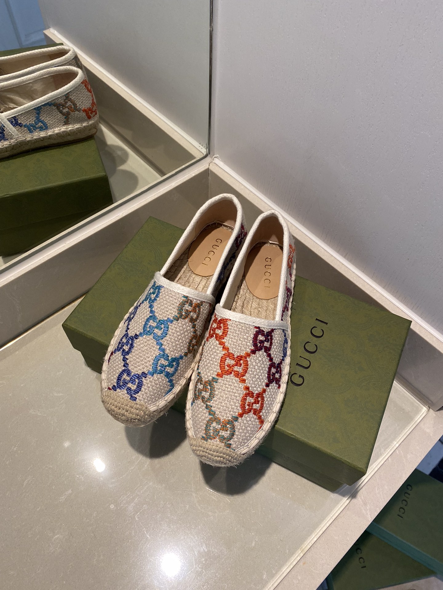 Gucci Leather espadrille with Double G WOMEN 2 - vstockx