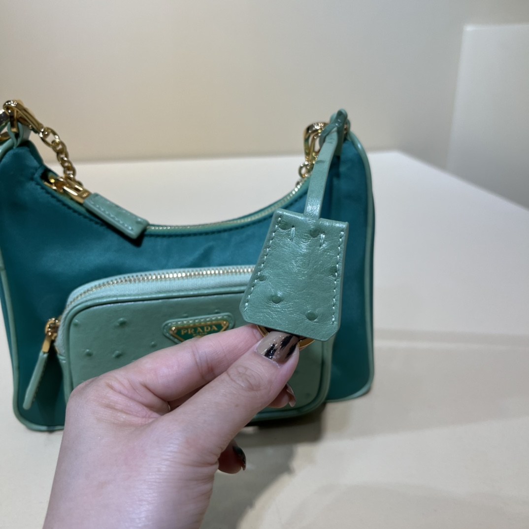 Handbags Prada 1BC198 size:22×19.5×6 cm - vstockx