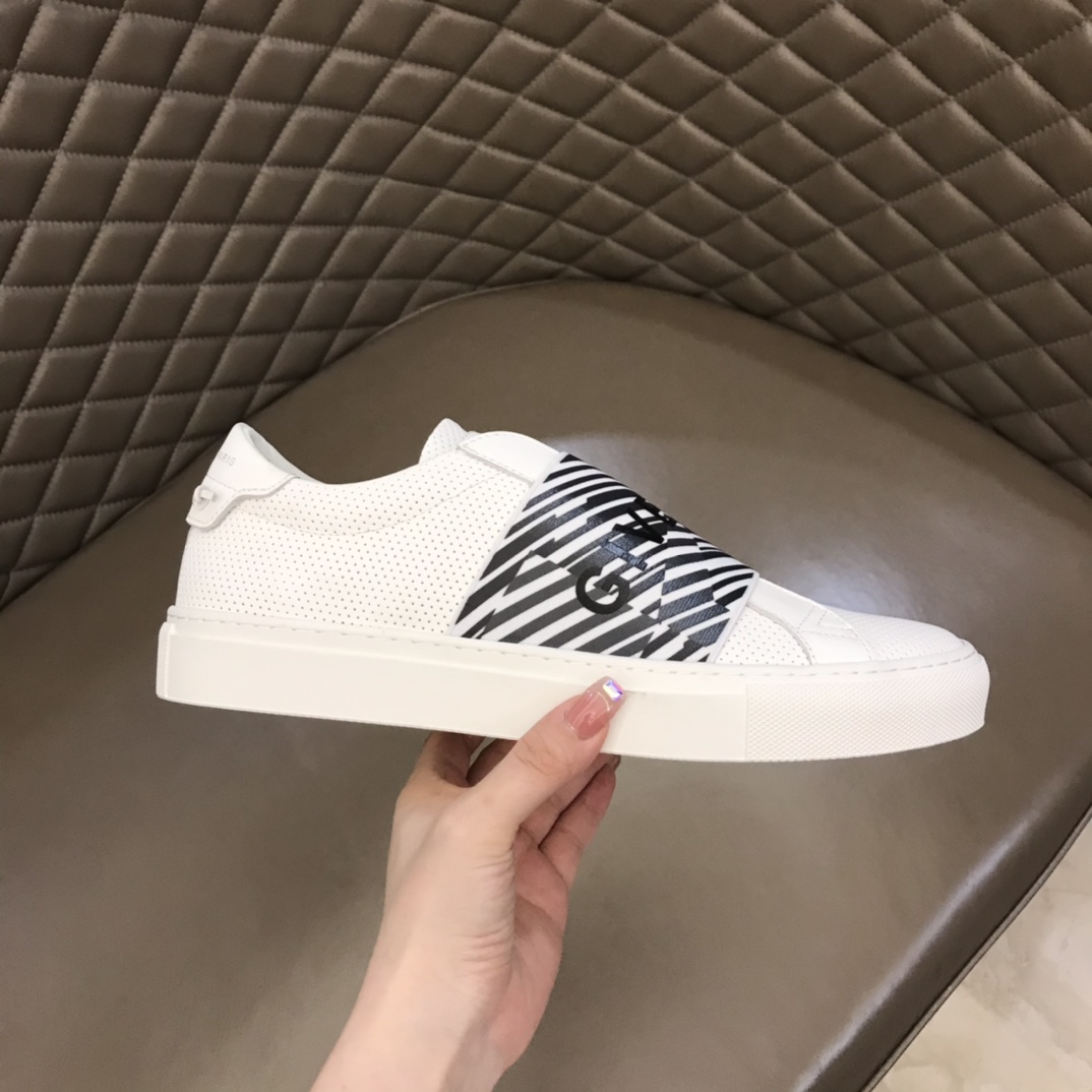Givenchy Urban Street Logo-print Leather Sneakers 3 - vstockx