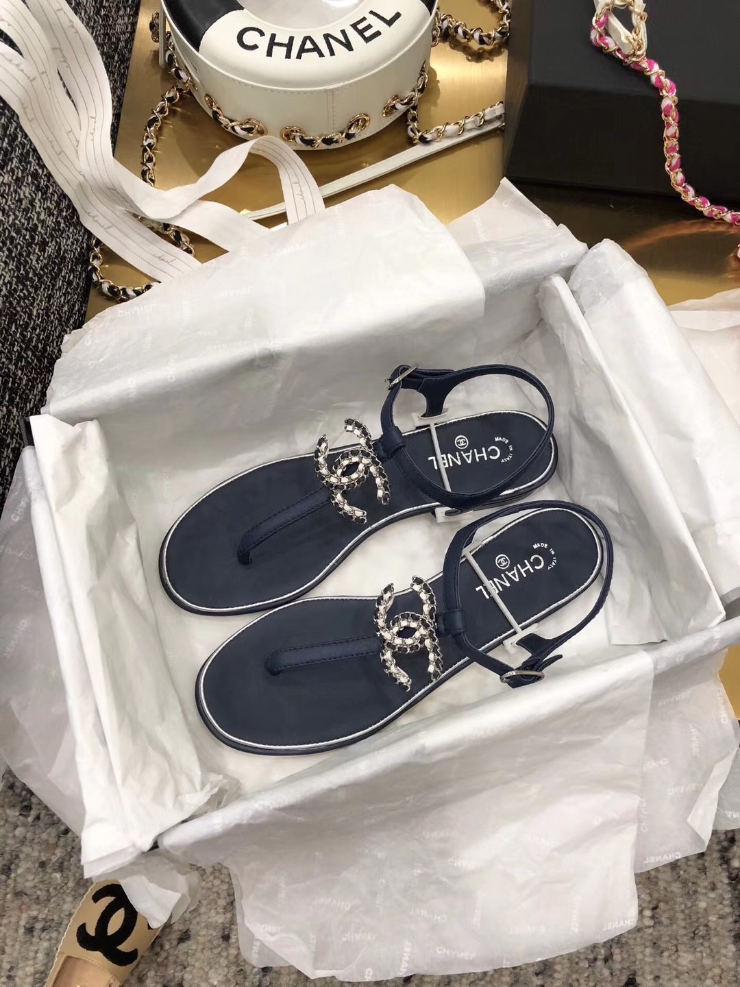 Chanel Slides 40 - vstockx