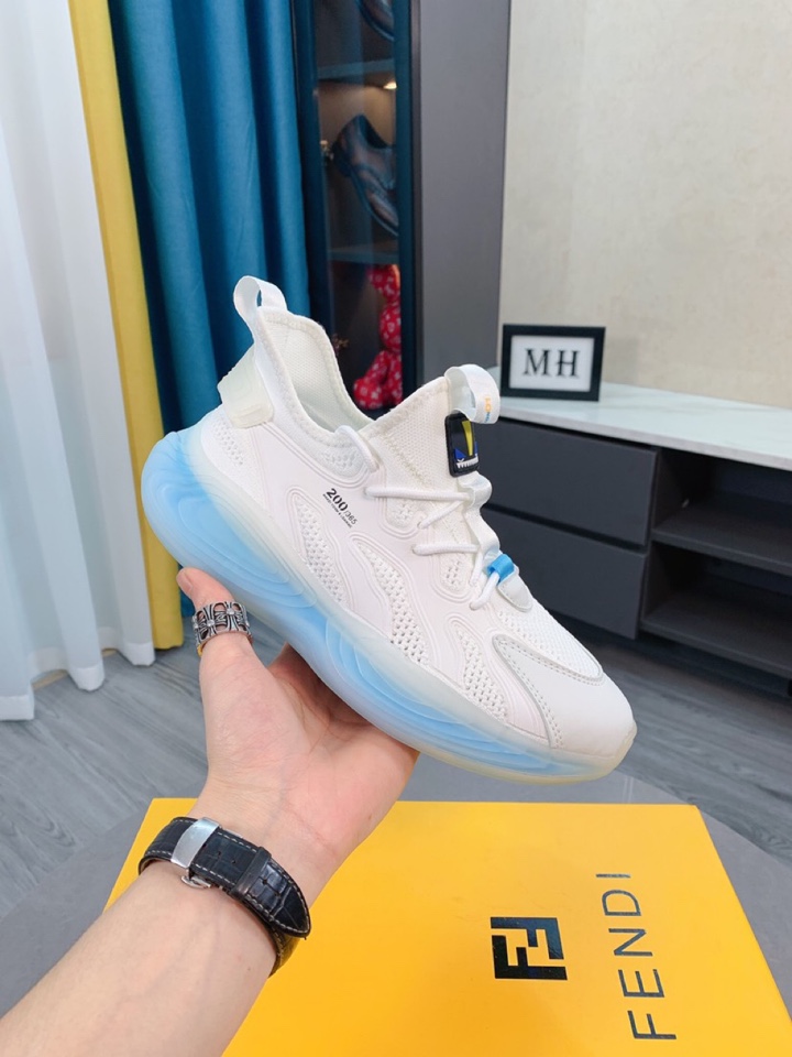 Fendi Low Top Sneakers 5 - vstockx