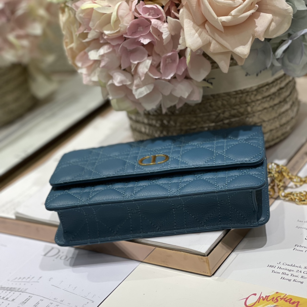 Handbag Dior 5091 size 20 x 11.5 x 3.5 cm - vstockx