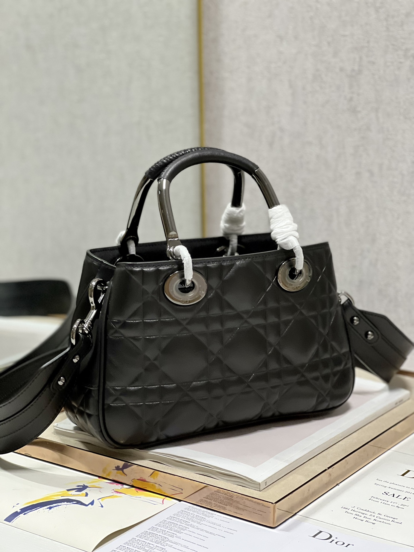 Handbag Dior 1202 size 28  28  9.5 cm - vstockx